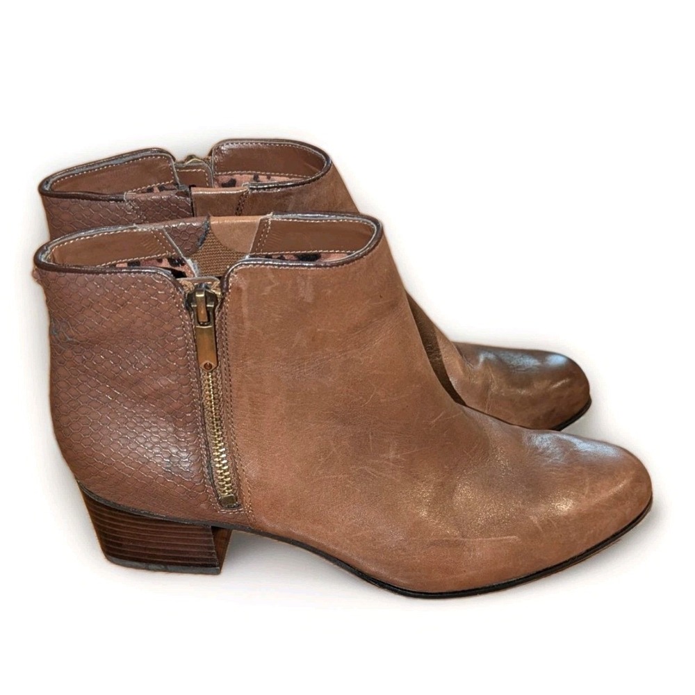 Dark Academia Western Leather Ankle‎ Boots Snake Embossed Brown 9.5W Naturalizer